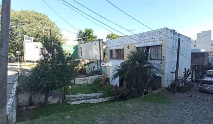 Terreno Residencial e Comercial De 320 m² Na Avenida Medianeira.