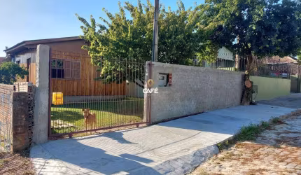 Casa De 2 Dormitórios, Sala De Estar, 2 Banheiros, Cozinha, Área De Serviço, Gal