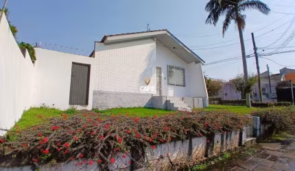 Casa No Patronato De 3 Dormitórios, Sala De Estar, Banheiro Social, Cozinha, Áre