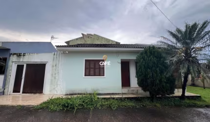 Casa à venda, 2 dormitórios, em condomínio fechado