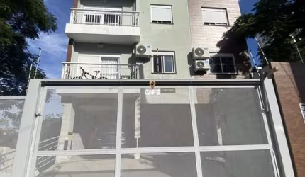 Apartamento semimobiliado, no bairro Dores