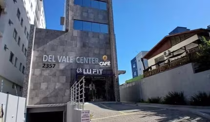 Loja Comercial De 54 m² No Bairro Medianeira.