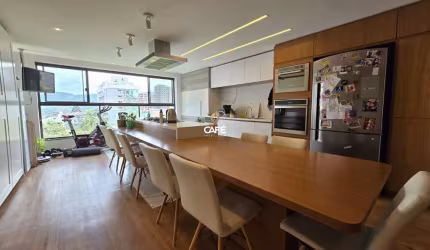 Apartamento 3 dormitórios com suíte, totalmente mobiliado pela Todeschini