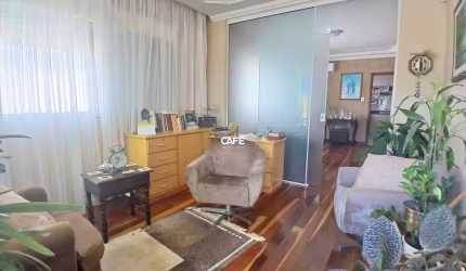 Casa à venda 2 dormitórios, sendo 1 suíte, 2 banheiros, 2 vagas de garagem