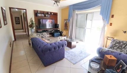 Amplo apartamento,com 3 dormitórios,sendo 1 suíte,escritório,sacada e duas vagas