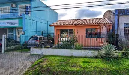 Casa De 3 Dormitórios, Sala de Estar, (2) Banheiros, Cozinha, Área de Serviço, G
