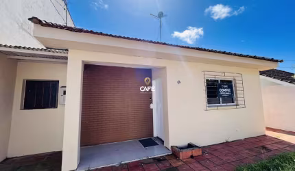 Casa, 2 Dormitórios, 1 Banheiro, Reformada, Pátio, Lourdes