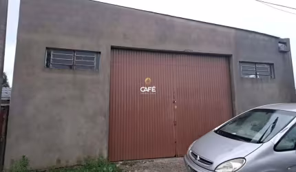 Pavilhão Amplo De 250 m² com 2 Banheiro e Estacionamento.