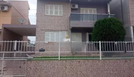 Casa Duplex No Residencial Lopes De 3 Dormitórios, Sala De Estar, Banheiro Socia
