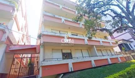 Apartamento Central amplo de 1 Dormitório, Sala De Estar, Banheiro Social, Cozin