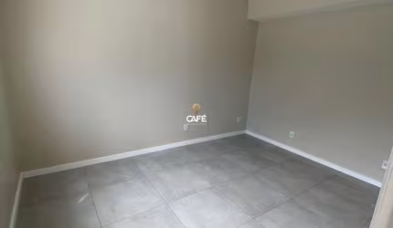 Desfrute desta excelente sala comercial no centro da cidade!