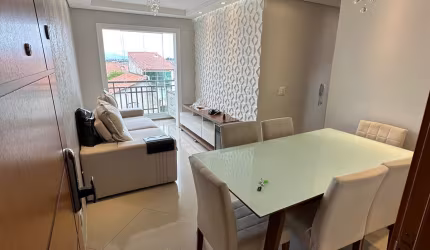 Apartamento totalmente mobiliado