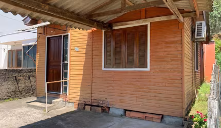 Casa mista no Jardim dos Lagos, 2 quartos, sala, cozinha e banheiro