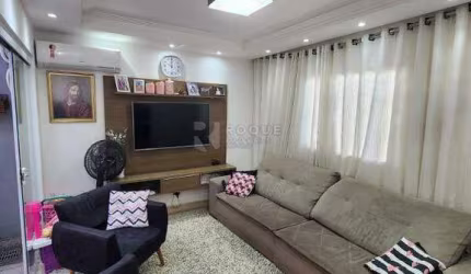 Linda casa a venda no Jardim Águas da Serra