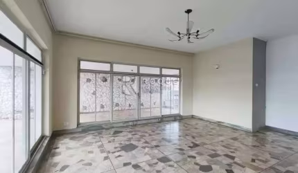 Imóvel Residencial + Salão Comercial – Oportunidade!
