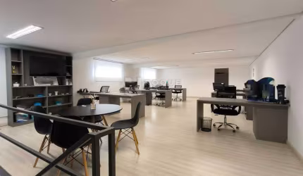 Prédio Comercial à Venda – Estrutura Completa para Empresas!