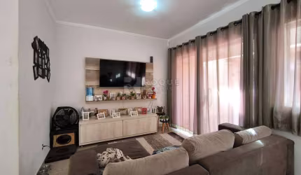 Casa em Condomínio Fechado