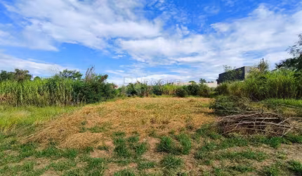 Terreno à venda no bairro Lagoa Nova