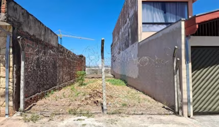 Terreno à venda no bairro Parque Hippolyto