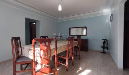Casa Residencial à venda no Jardim Roseira, em Limeira - SP.