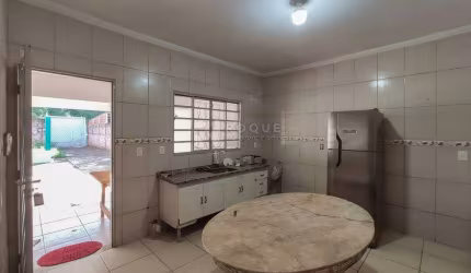 Casa Residencial à venda no bairro Jardim Santa Adélia