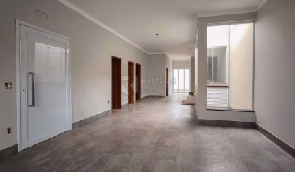 Casa térrea recém construída no Res. Colinas do Engenho I !!!!