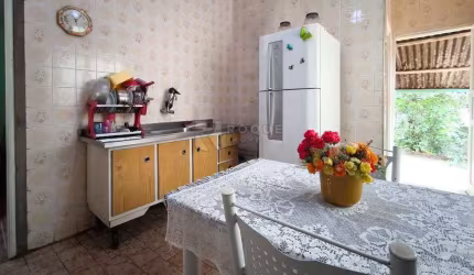 Casa Residencial à venda no bairro Jardim Planalto