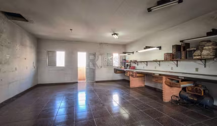Casa Comercial à venda no bairro Centro