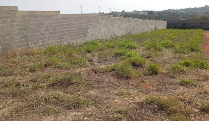 Terreno em condomínio à venda no bairro Pires de Baixo