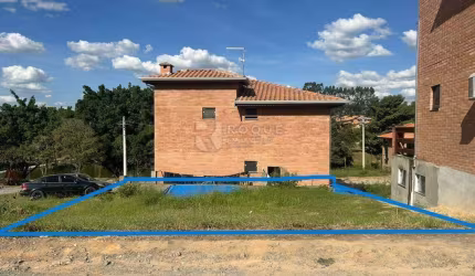 Terreno em condomínio à venda no bairro Bairro dos Pires
