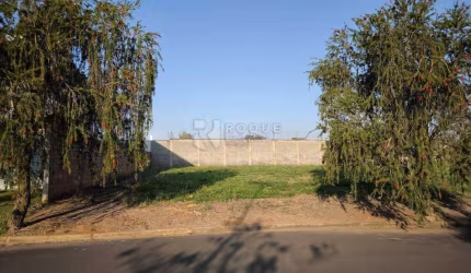 Terreno à venda no bairro Vale das Oliveiras