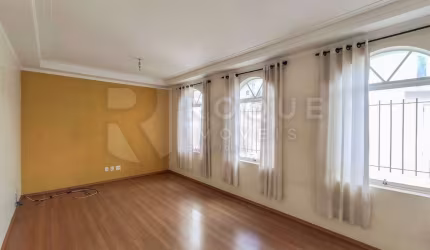 Casa Residencial à venda no bairro Jardim das Laranjeiras