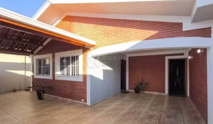Casa com 04 quartos e área gourmet a venda, no Jardim Caieira, em Limeira