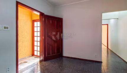 Casa Residencial à venda no bairro Parque Residencial Aeroporto
