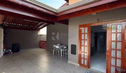 Casa em localizacao privilegiada