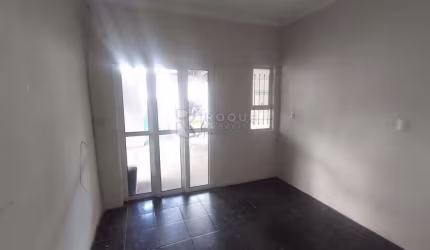 Casa Residencial à venda no bairro Parque Residencial Abílio Pedro
