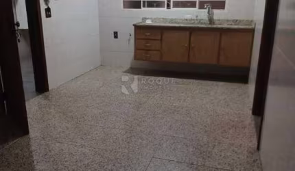 Casa Residencial à venda no bairro Vila Queiroz