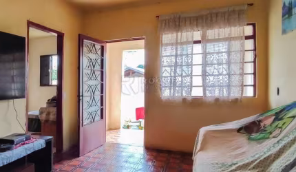 Casa Residencial à venda no bairro Parque Hippolyto
