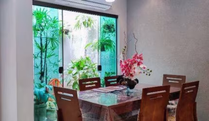 Casa Residencial à venda no bairro Jardim Santa Adélia