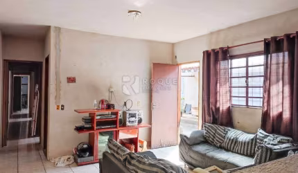 Casa Residencial à venda no bairro Vila Limeiranea