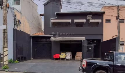 Sobrado Comercial à venda com Excelente Localização
