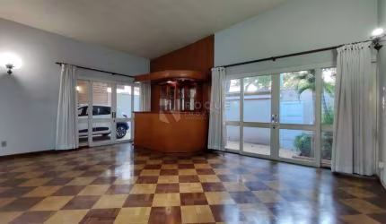 Casa Residencial/Comercial na região central