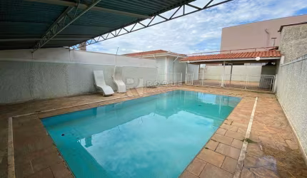 Casa Residencial à venda no bairro Jardim Mercedes