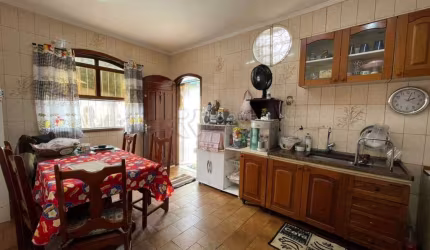Casa Comercial à venda no bairro Chácaras Antonieta