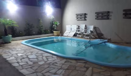 Casa Residencial à venda no bairro Jardim Alto das Águas