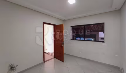 Salão à venda no bairro Jardim Parque Novo Mundo