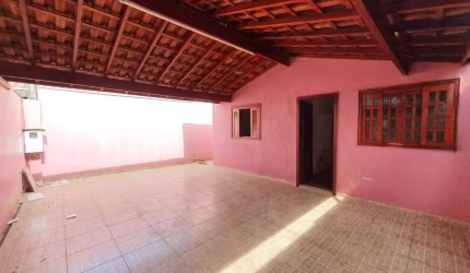 Casa Residencial à venda no bairro Jardim Santa Adélia
