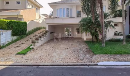 Casa em condomínio para aluguel no bairro Villa San Marino