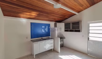 Casa Residencial à venda no bairro Jardim Santa Cecília