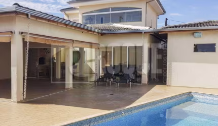 Casa Residencial à venda no bairro Jardim Santa Adélia